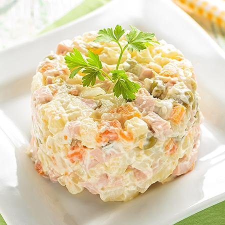 Руска салата Премиум ВКУС В КУТИЯ