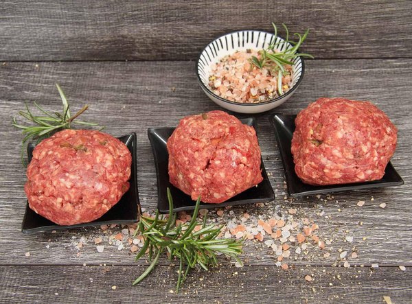 Телешки кюфтета МЕСНИ ИЗКУШЕНИЯ 400 г